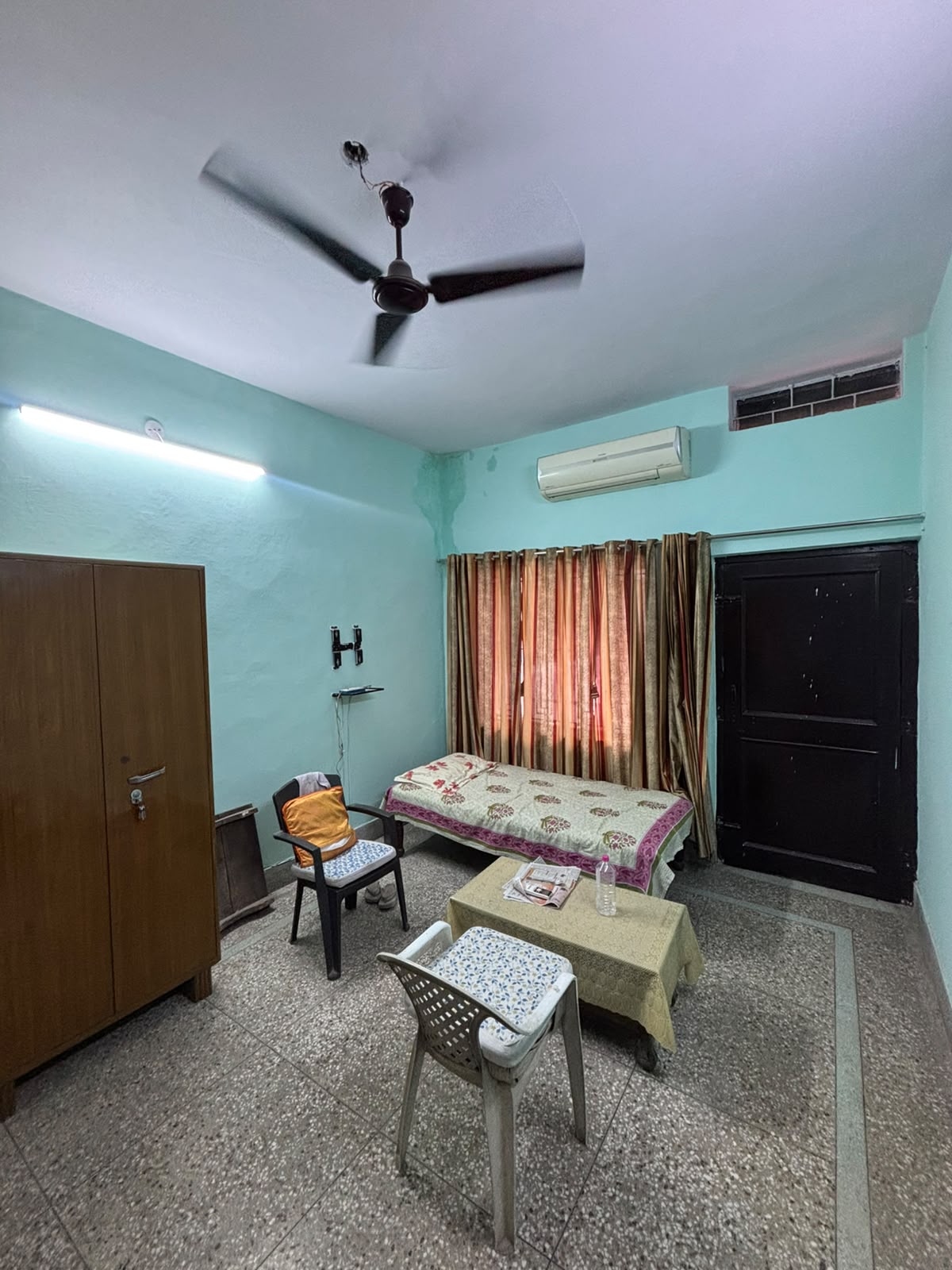 4 BHK Semi Furnished Flat for Rent in Mansarovar Jaipur | Jaipur Rental-Malviya Nagar-Jaipur